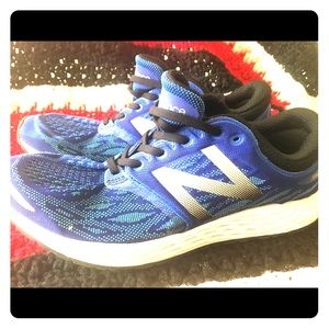 New balance shoes size 9
